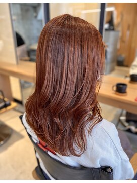 ニーイチイチ(211) アプリコットオレンジ/レイヤーカット