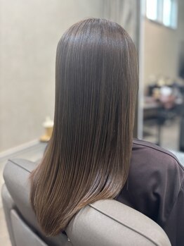 アキコ(AKIko)の写真/【健康的な美しさを】酸性ストレートでまとまり扱いやすさとツヤを実現☆