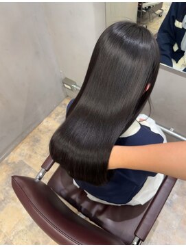 ラボアン 梅田店(lab.em.) 扱いやすくなる美髪ストレート