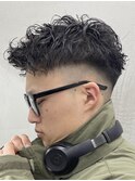 渋谷スパイキーパーマメンズパーマルーズショートスキンフェード