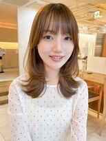 ビーチ(BEACH) 韓国レイヤーカット前髪ありヨシンモリミルクブラウンくびれヘア