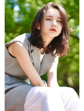 ナンバー アンフィール 渋谷(N° anfeel) ミディアムレイヤー