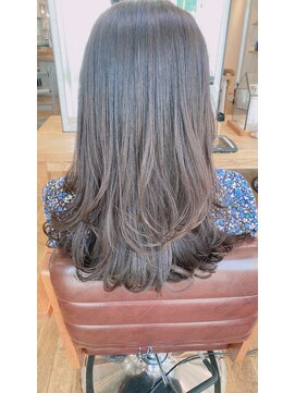 ヘアスペース リズム グリーン(Hair space Rizm green) ロングレイヤー