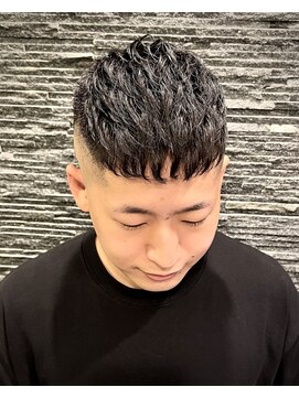プレミアムバーバー 表参道店(PREMIUM BARBER produce by HIRO GINZA) クロップスタイル×スキンフェード×パーマ
