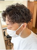 波巻きパーマセンターパートツイストパーマメンズマッシュパーマ