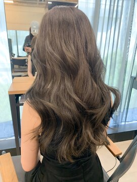 アリュウル 表参道(ALLURE) 透明感グレージュ×くびれヘア　《佐藤》