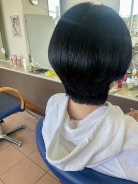 アトリーチェタ 田富店(ATTRICE) 大人/髪質改善/韓国風/40代/50代/ストレート/ショート