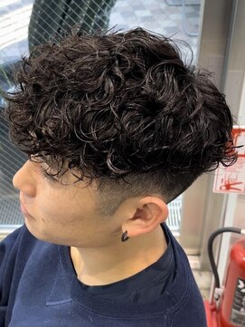 フィフス 栄(fifth) 波巻きスパイラルツイストスパイラルパーママッシュメンズヘア