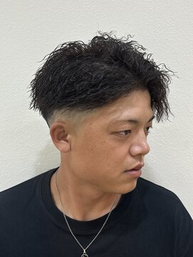 ラヴィズム 名駅店(LUVISM) 名古屋/メンズカット/メンズパーマ/眉毛/ツイスパ