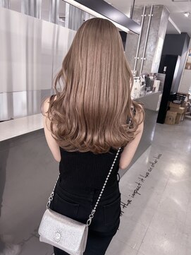 キング 梅田(K!ng) 縮毛矯正髪質改善ハイライトレイヤーカット梅田美容室エクステ