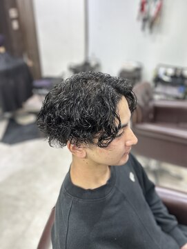 グラッジ 池袋(GLADGE) 波打ちスパイラル メンズパーマ 池袋