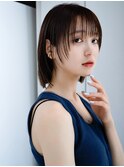 2ぱっつん前髪流し前髪鎖骨ミディアムボブ耳かけボブパーマ小顔