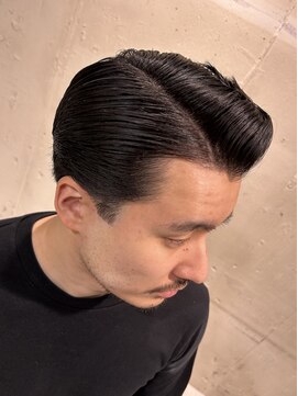 ザチョップショップ キチジョウジ(THE CHOP SHOP KICHIJOJI) ロングトリム 七三分け メンズカット 吉祥寺バーバー