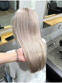 ホワイトブロンドミルクティーカラーブリーチダブルカラー横浜駅