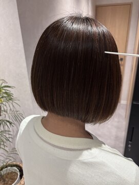 コンフィー(comfy) 【comfy 佐藤】ミニボブ　縮毛矯正【草加/谷塚美容室】