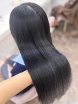 ラビス(Lovis) ミディアム/暗めカラー/デザインカラー/フェイスフレーミング