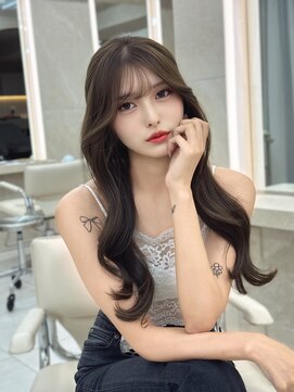 マウル ナゴヤ 名駅(MAEUL NAGOYA) ミディアムへアレイヤーカット暗めカラー