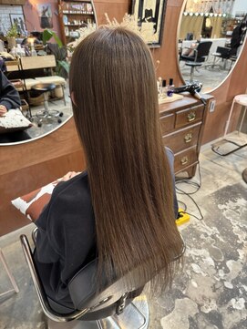 チャプター 問屋町(chapter) ブリーチなしカラーミルクティーブラウン髪質改善トリートメント