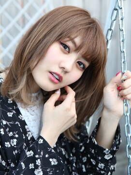 ルーア(rua) ベージュインナーカラー