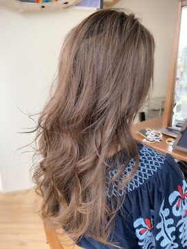 カナエ(CaNaE) ミルクテーベージュ