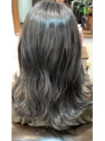 アクトゥス(AEQUITAS)&nbsp;【池袋/20代/30代/40代】 3Dハイライトグラデーションロング