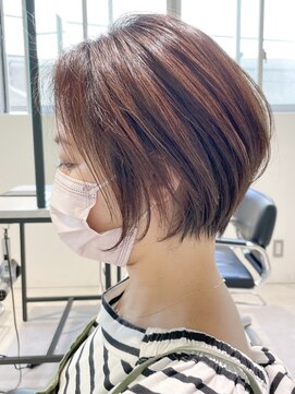 フィーユ(feey) 30代/40代/ショート/大人可愛い/くびれ/丸み/武蔵新城/川崎