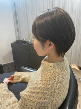 ラブクロムトーキョー オモテサンドウ(LOVECHROME OMOTESANDO) 大人ショート　ハンサムショート　髪質改善　メルティカラー