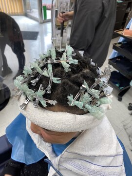 ヘアーエステ グランツエッセ(hair esthe GlanzEsse) ピンパーマ「Before」