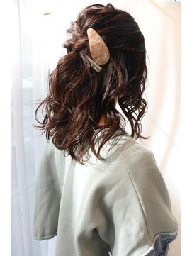 アルツ グレアス(ALTS glaness) 【ALTS】ヘアアレンジ×ハーフアップ