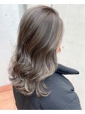 【打越】セミロング×プラチナグレージュ