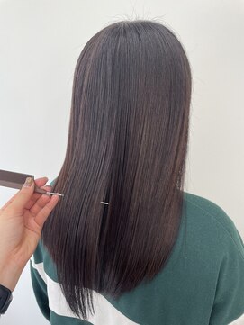 ラベスト バイ セロ 池袋メトロポリタン前(LOVEST by CERO) ストレートロングスタイル【髪質改善・弱酸性縮毛・池袋駅】