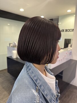 アンドバイモードケイズ (and by MODE K's) [サロンスタイル]ミニボブ／重めボブ／切りっぱなしボブ