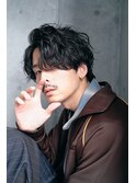 大人毛流れセンターパート緩めニュアンスパーマ