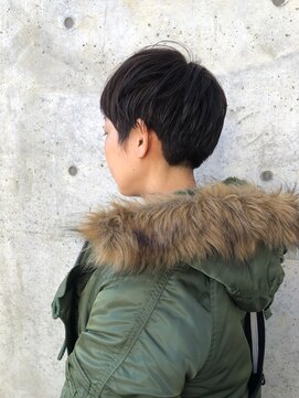 アミックス ヘアワークス 本店(AMIX hair works) 小顔が引き立つ！ベリーショート