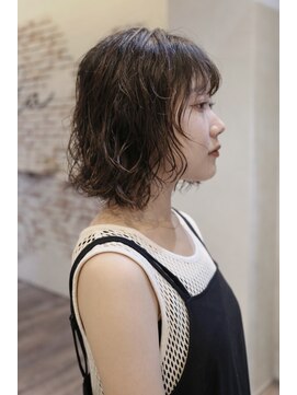 クイン(qin) ゆったりボブパーマ