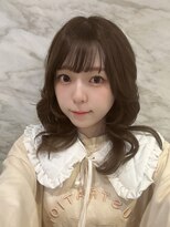 担当スタイリストお肌が綺麗にみえるナチュラルブラウン