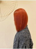 セミロング顔周りレイヤー＋オレンジカラー