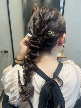 コージーベルベット(Cosy Velvet) あみおろしヘアセット