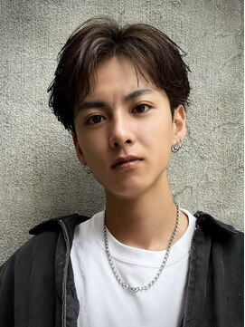 ロンド アンブル 四条烏丸(Lond ambre) 萱原大幹 センターパート/眉毛/短髪/メンズカット