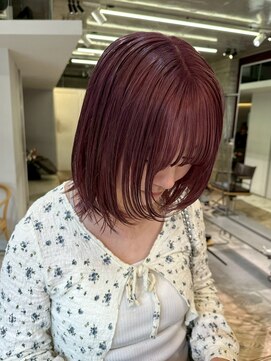 ヲタク(wotaku.) レッドカラーボルドーカラーワインレッドカシスカラー暖色カラー