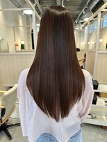 シダ(sida)&nbsp;髪の天敵「湿気」に打ち勝つ縮毛矯正