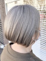 グランデュール 藤枝店(GRANDEUR)&nbsp;グレイヘアボブ/ショートボブ/ミニボブ/ショート/白髪ぼかし