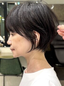 ビュートヨナカ(VIEW TOYONAKA) 【30代/40代/50代】ミセスショート/暗めカラー/白髪ぼかし