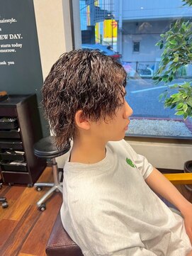 リレイス 四日市(RELACE) 四日市 レイヤーカット 髪質改善 縮毛矯正 メンズカット