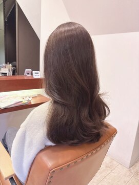 マーリャヘアー(mallia hair) レイヤースタイルレイヤーカットロングレイヤー小顔スタイル