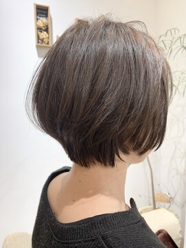 ラビ ヘア アトリエ(Labbi Hair atelier) ホワイトアッシュ