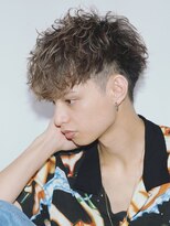 リップス 池袋(LIPPS)&nbsp;刈り上げツーブロックツイストスパイラルパーマ