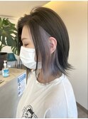 ホワイトイヤリングカラーミディ