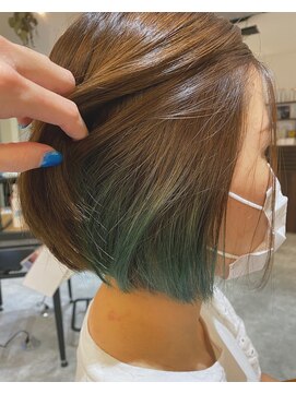 オーバルヘアー(OVAL hair) イヤリングカラーで秋スタイル/ツートンカラー/ボブ/艶カラー