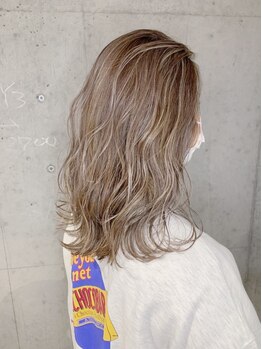 パルタージュ 大宮(PaRtage)の写真/【イルミナカラー導入】ダメージを抑えながら、透明感あふれるトレンドhairに。[大宮駅]